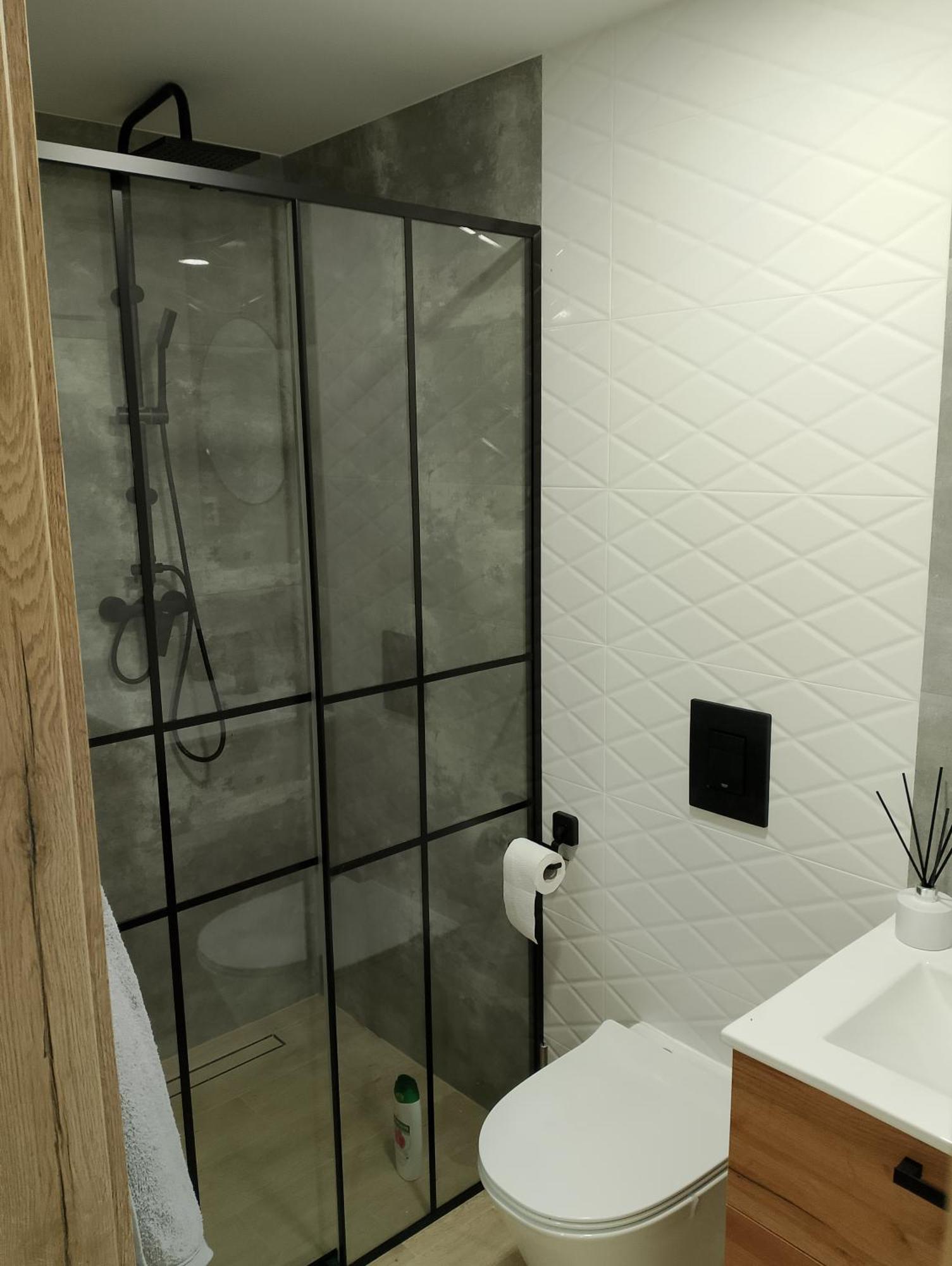 Apartament Z Ogrodem I Przemyśl Esterno foto